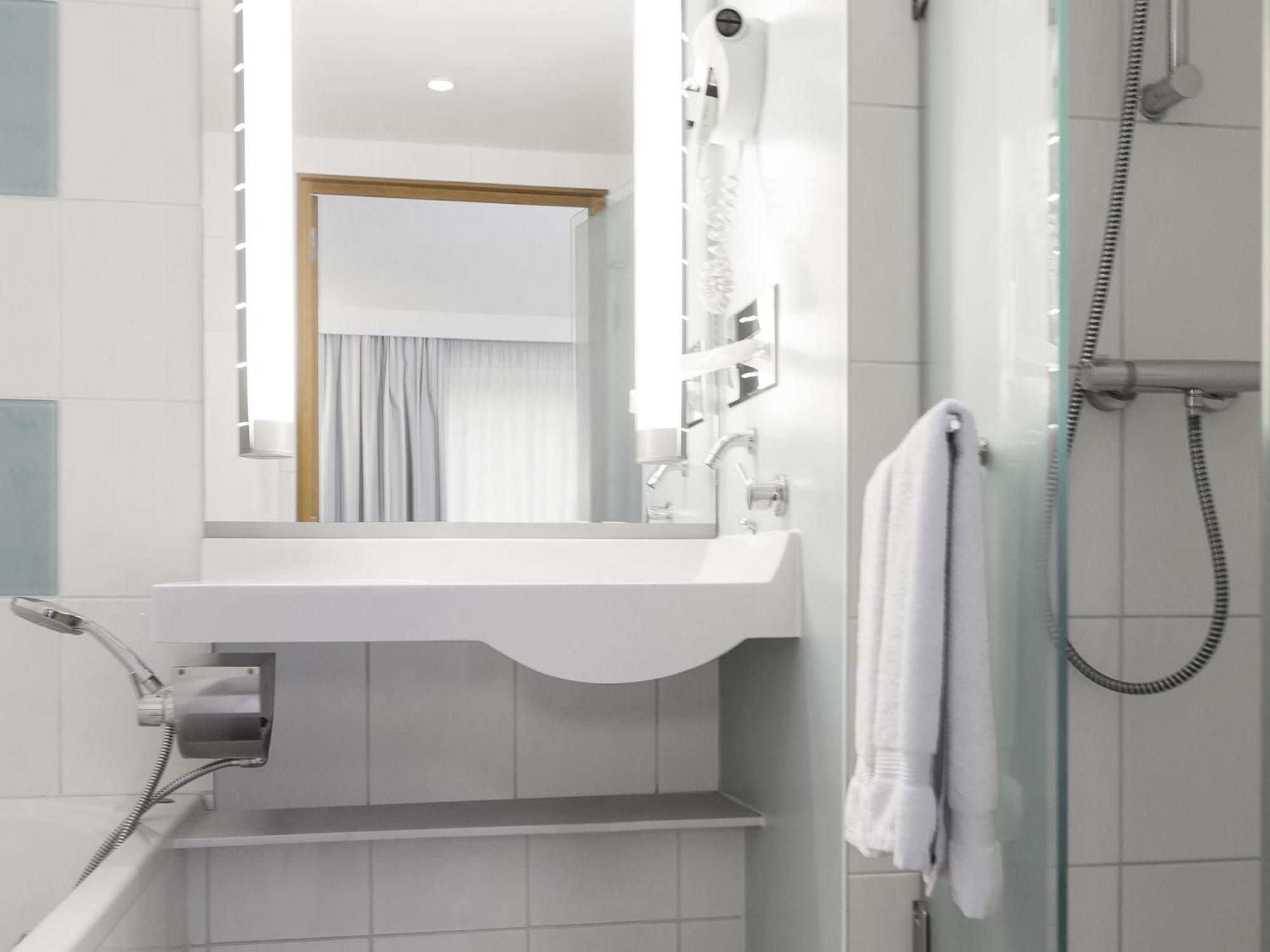 Chambre Supérieure avec 1 Lit Double et Canapé